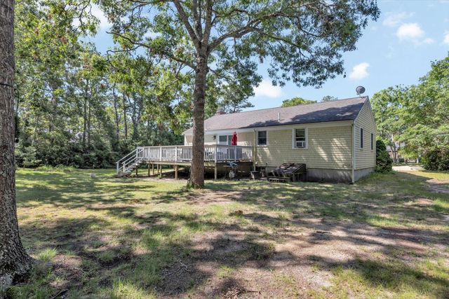 30 Patience Lane, Cotuit, MA 02635