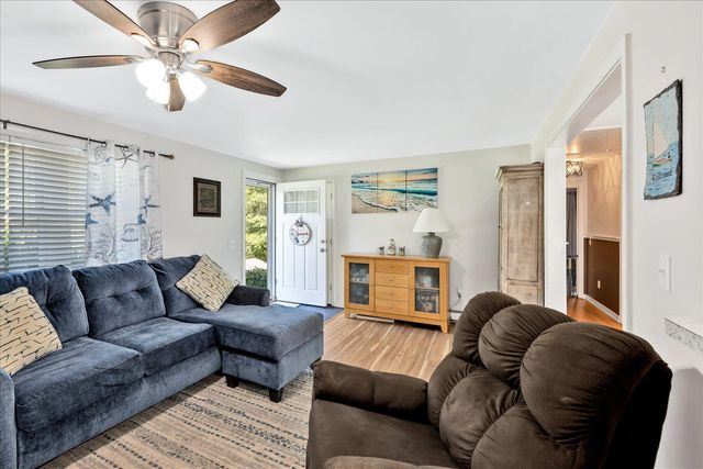 30 Patience Lane, Cotuit, MA 02635