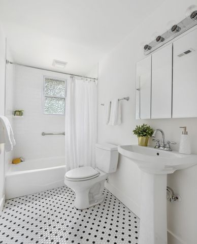 201 Collingwood Avenue, Charleston, SC 29407