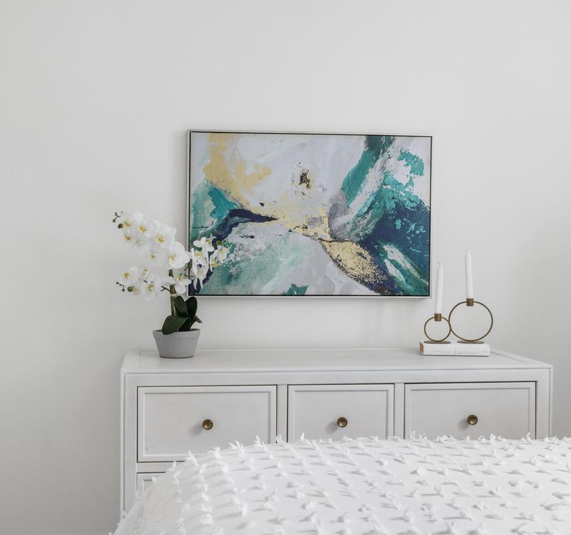 Image 12 of property listing at 201 Collingwood Avenue, Charleston, SC 29407