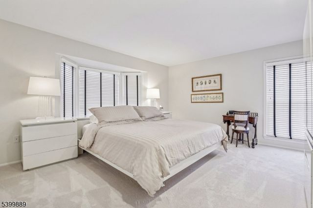 254 Crescenzi Ct 254, West Orange Twp., NJ 07052