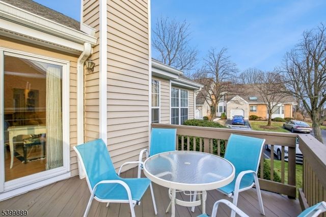 254 Crescenzi Ct 254, West Orange Twp., NJ 07052