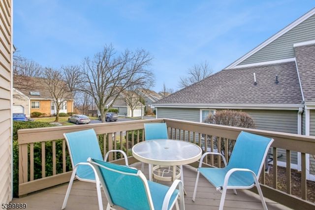 254 Crescenzi Ct 254, West Orange Twp., NJ 07052