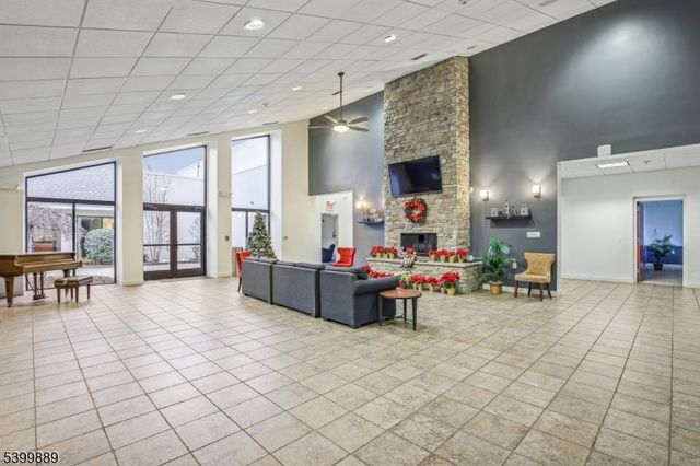 254 Crescenzi Ct 254, West Orange Twp., NJ 07052