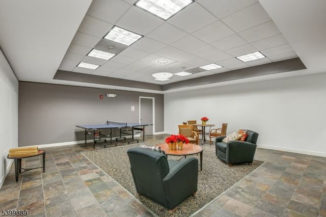 254 Crescenzi Ct 254, West Orange Twp., NJ 07052