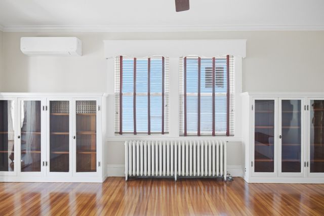 63 Harbor View Ave, Winthrop, MA 02152