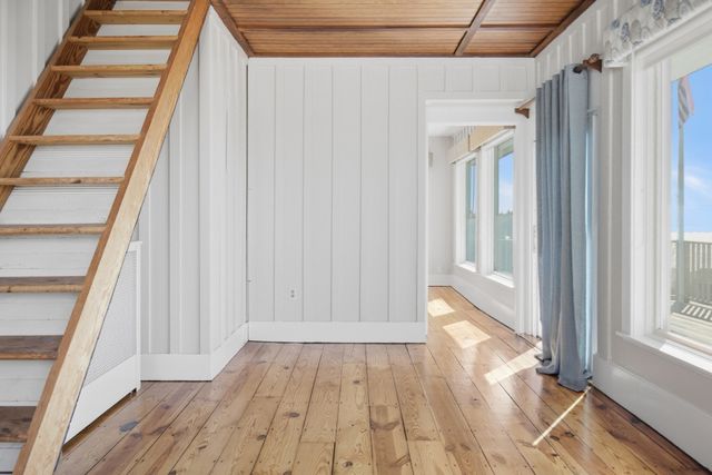 63 Harbor View Ave, Winthrop, MA 02152