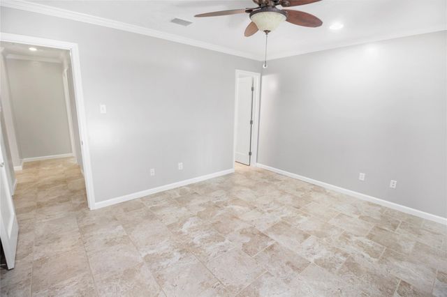 6 Coralberry Court, The Woodlands, TX 77381