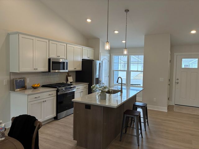 15732 Hawley Drive 46, Grand Haven Twp, MI 49417