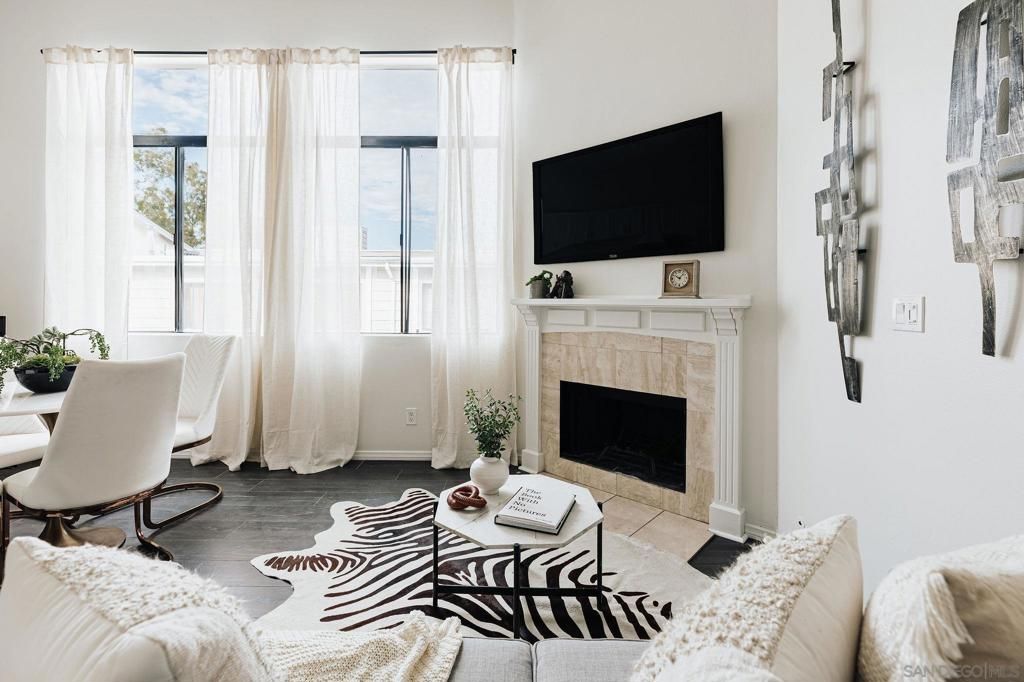 4652 Don Lorenzo Dr A, Los Angeles, CA 90008 — exterior