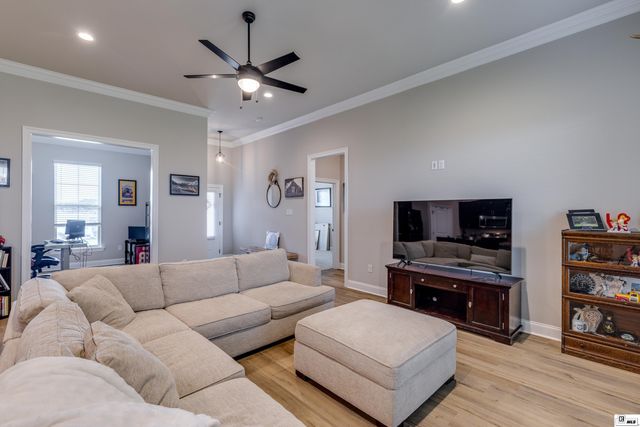 301 SOUTHERN GROVE ROAD, Sterlington, LA 71203