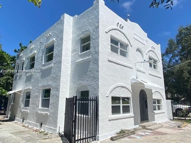 27 NE 60th Terrace, Miami, FL 33137