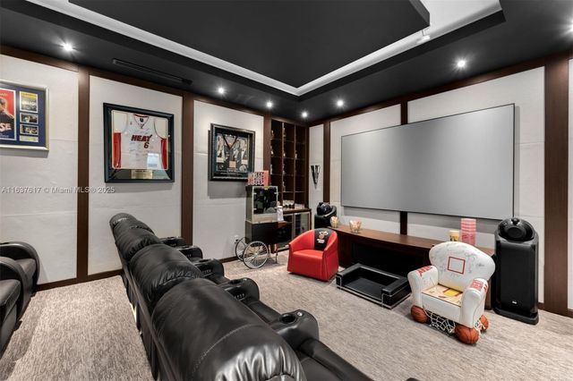 12110 SW 60th Ct, Pinecrest, FL 33156