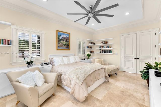 12110 SW 60th Ct, Pinecrest, FL 33156