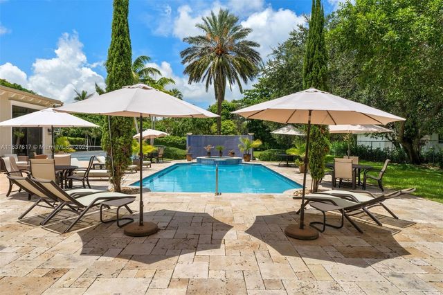 12110 SW 60th Ct, Pinecrest, FL 33156