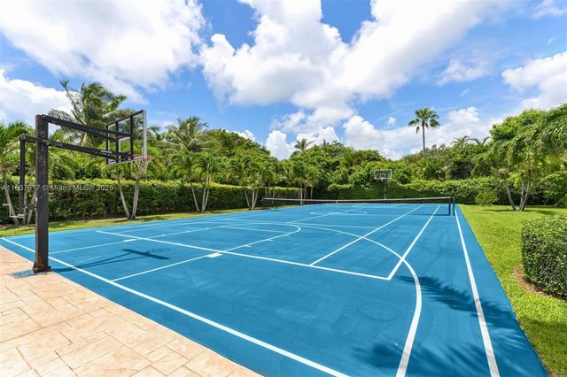 12110 SW 60th Ct, Pinecrest, FL 33156