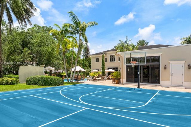 12110 SW 60th Ct, Pinecrest, FL 33156