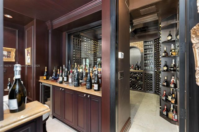 12110 SW 60th Ct, Pinecrest, FL 33156