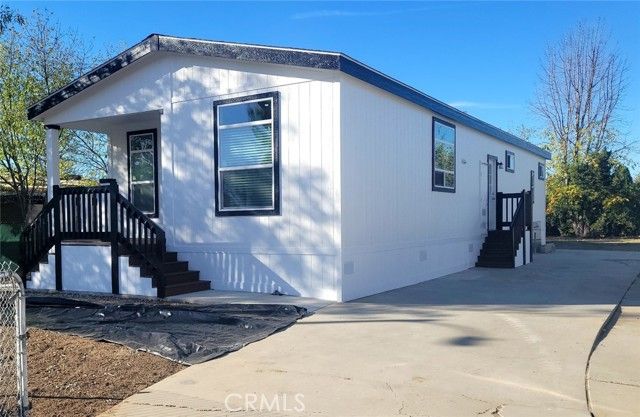 25177 Avenida Valencia, Homeland, CA 92548