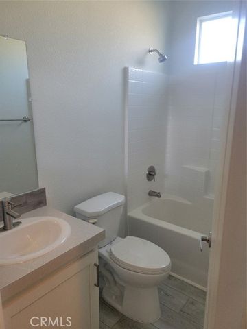 25177 Avenida Valencia, Homeland, CA 92548