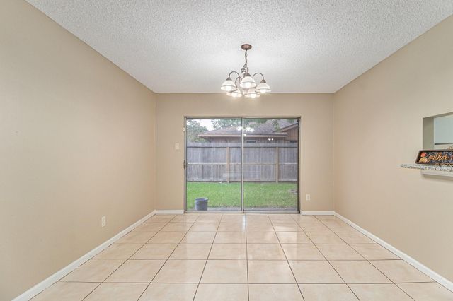 819 Seamaster Drive, Houston, TX 77062