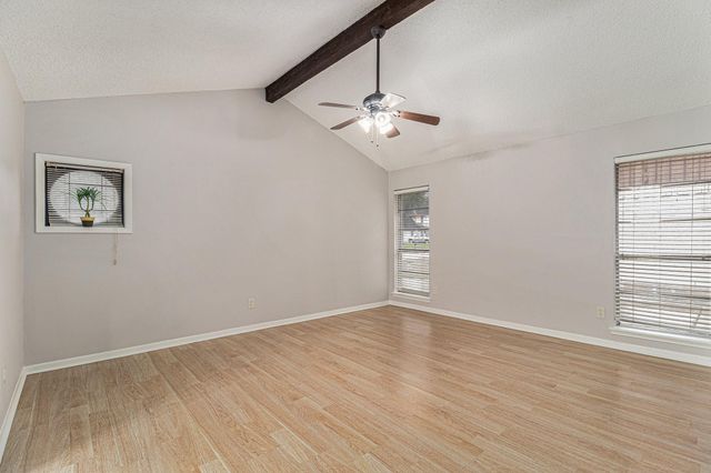 819 Seamaster Drive, Houston, TX 77062
