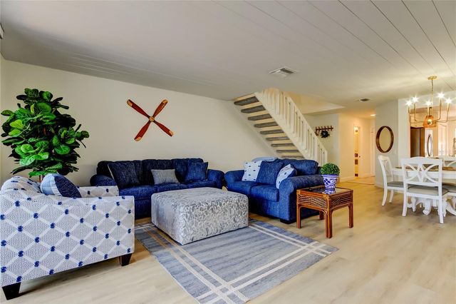 6290 BAHIA DEL MAR CIRCLE 5, St Petersburg, FL 33715