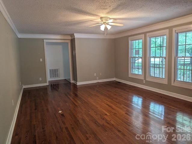 111 Midway Lake Road, Mooresville, NC 28115