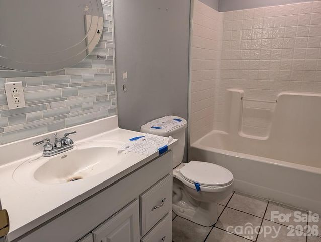 111 Midway Lake Road, Mooresville, NC 28115