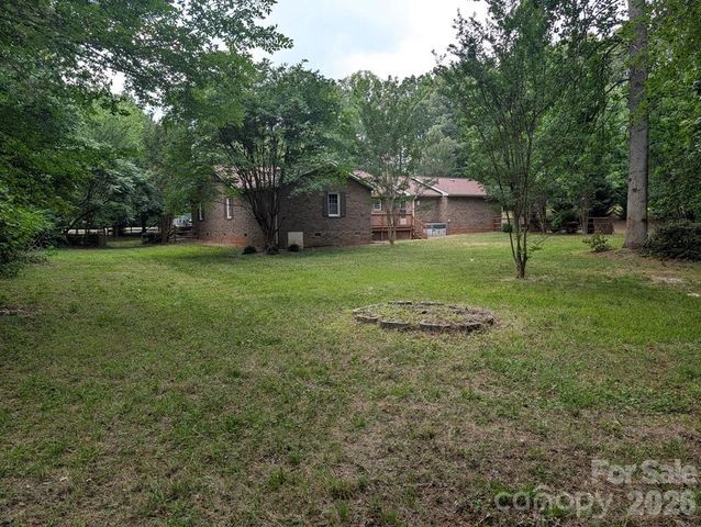 111 Midway Lake Road, Mooresville, NC 28115