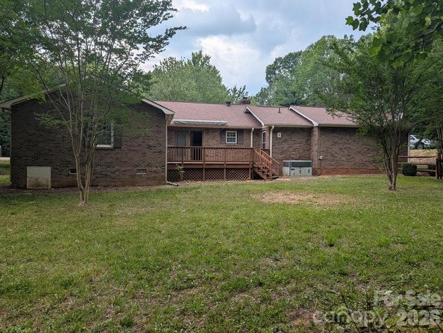 111 Midway Lake Road, Mooresville, NC 28115