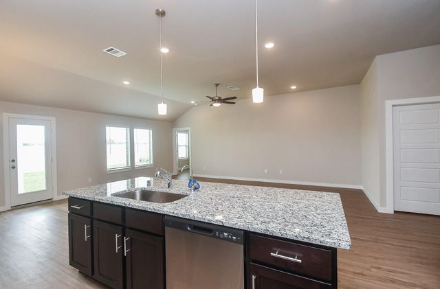2007 Live Springs Way, Rosenberg, TX 77471
