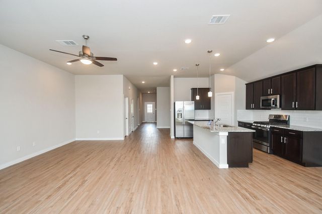 2007 Live Springs Way, Rosenberg, TX 77471