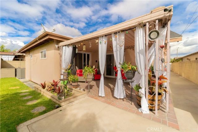 9221 Pico Vista, Downey, CA 90240