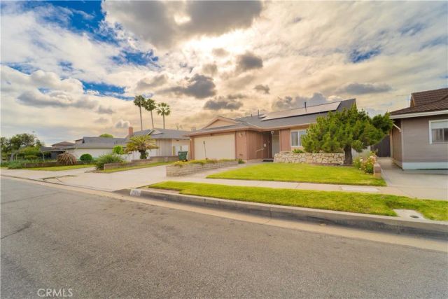9221 Pico Vista, Downey, CA 90240