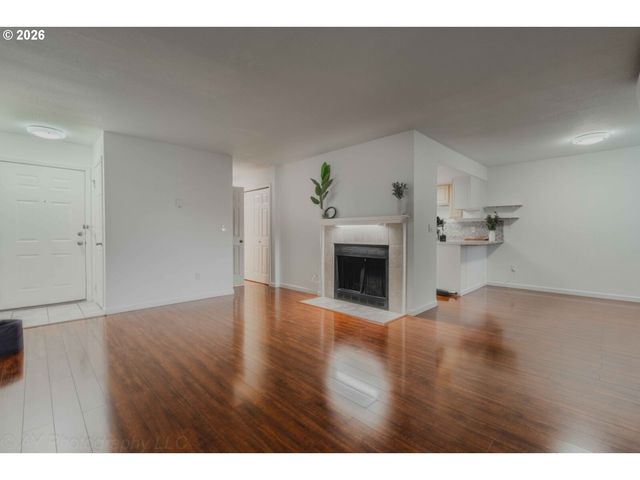 9455 Sw 146TH Ter D2, Beaverton, OR 97007