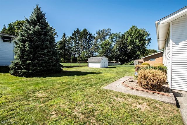 28723 Tudor Drive, North Olmsted, OH 44070