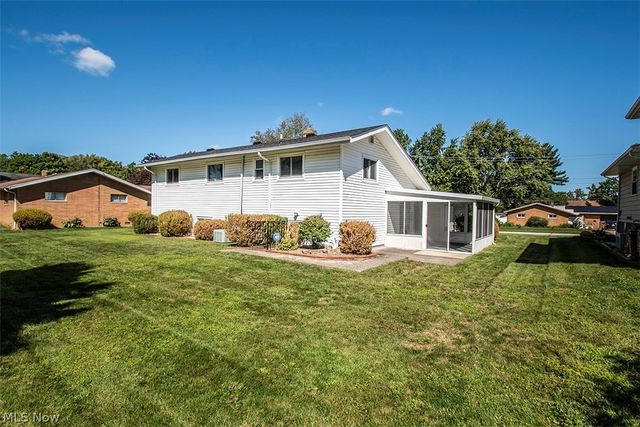 28723 Tudor Drive, North Olmsted, OH 44070