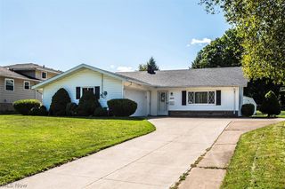 28723 Tudor Drive, North Olmsted, OH 44070