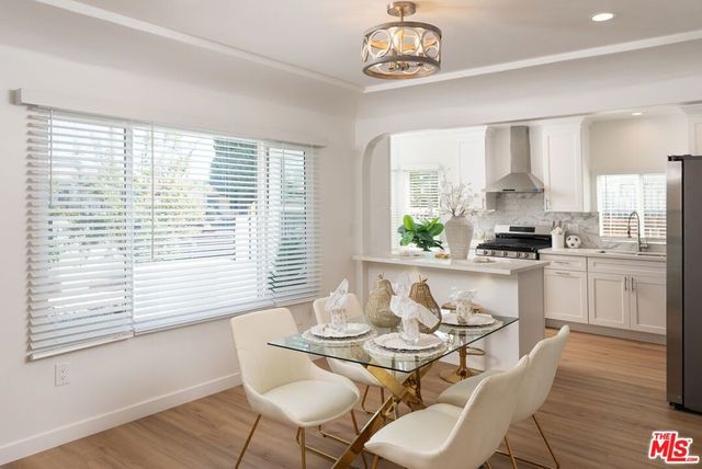 4241 Arlington Avenue, Los Angeles, CA 90008