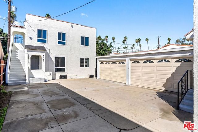 4241 Arlington Avenue, Los Angeles, CA 90008