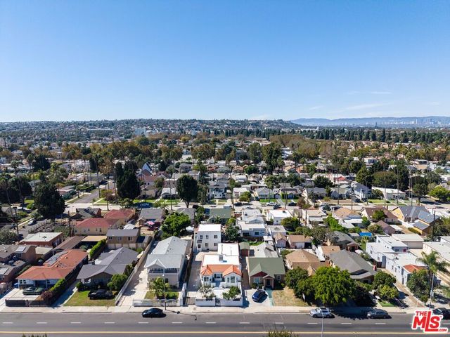 4241 Arlington Avenue, Los Angeles, CA 90008