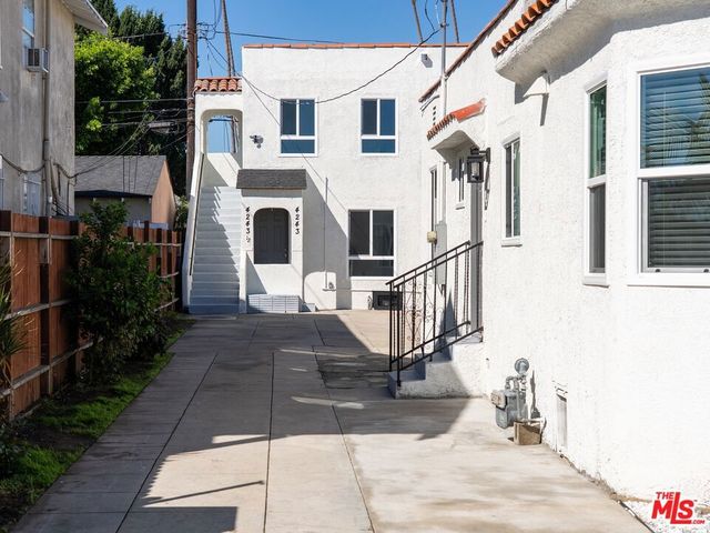 4241 Arlington Avenue, Los Angeles, CA 90008