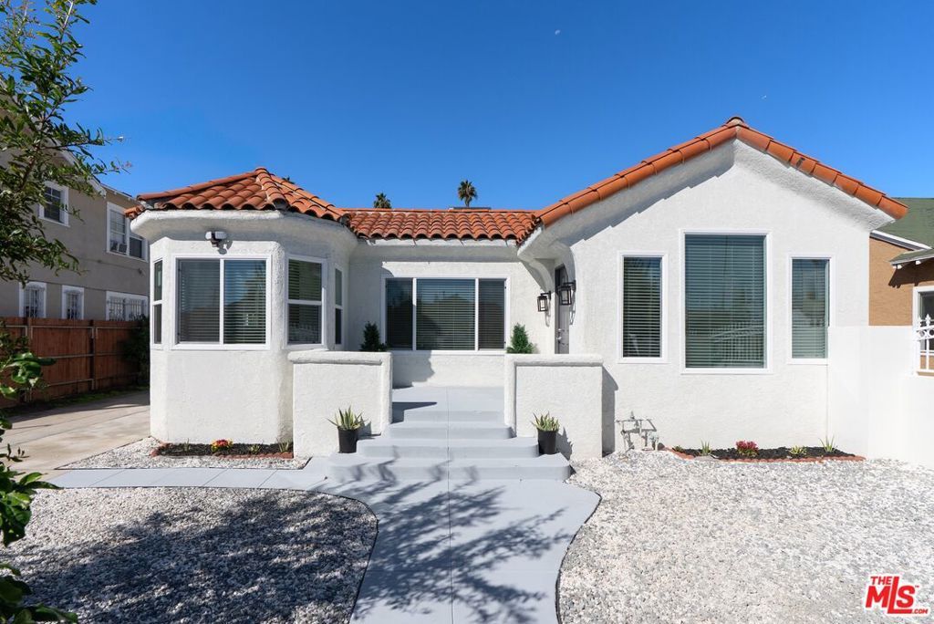 4241 Arlington Avenue, Los Angeles, CA 90008 — photo 2