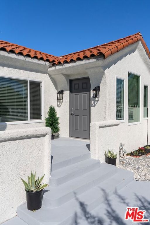 4241 Arlington Avenue, Los Angeles, CA 90008 — photo 5