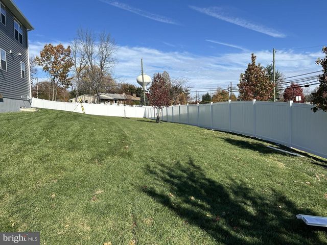 942 STEIN CT, Warminster, PA 18974