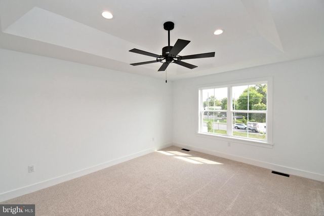 942 STEIN CT, Warminster, PA 18974