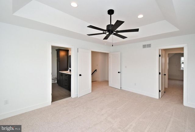 942 STEIN CT, Warminster, PA 18974