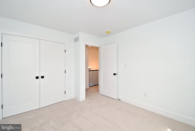 942 STEIN CT, Warminster, PA 18974