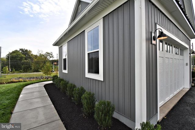 942 STEIN CT, Warminster, PA 18974